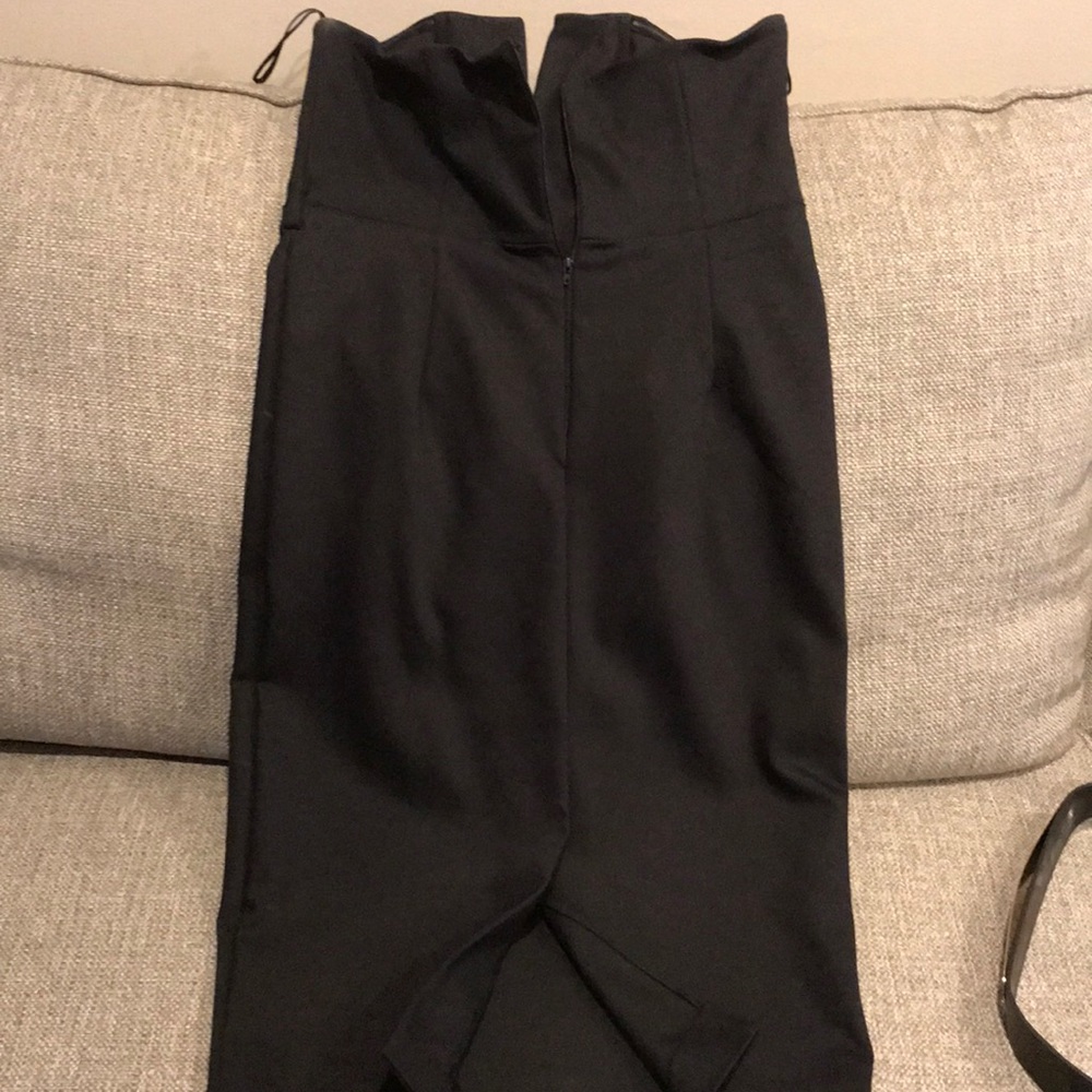 Dress - Picture 4 of 4